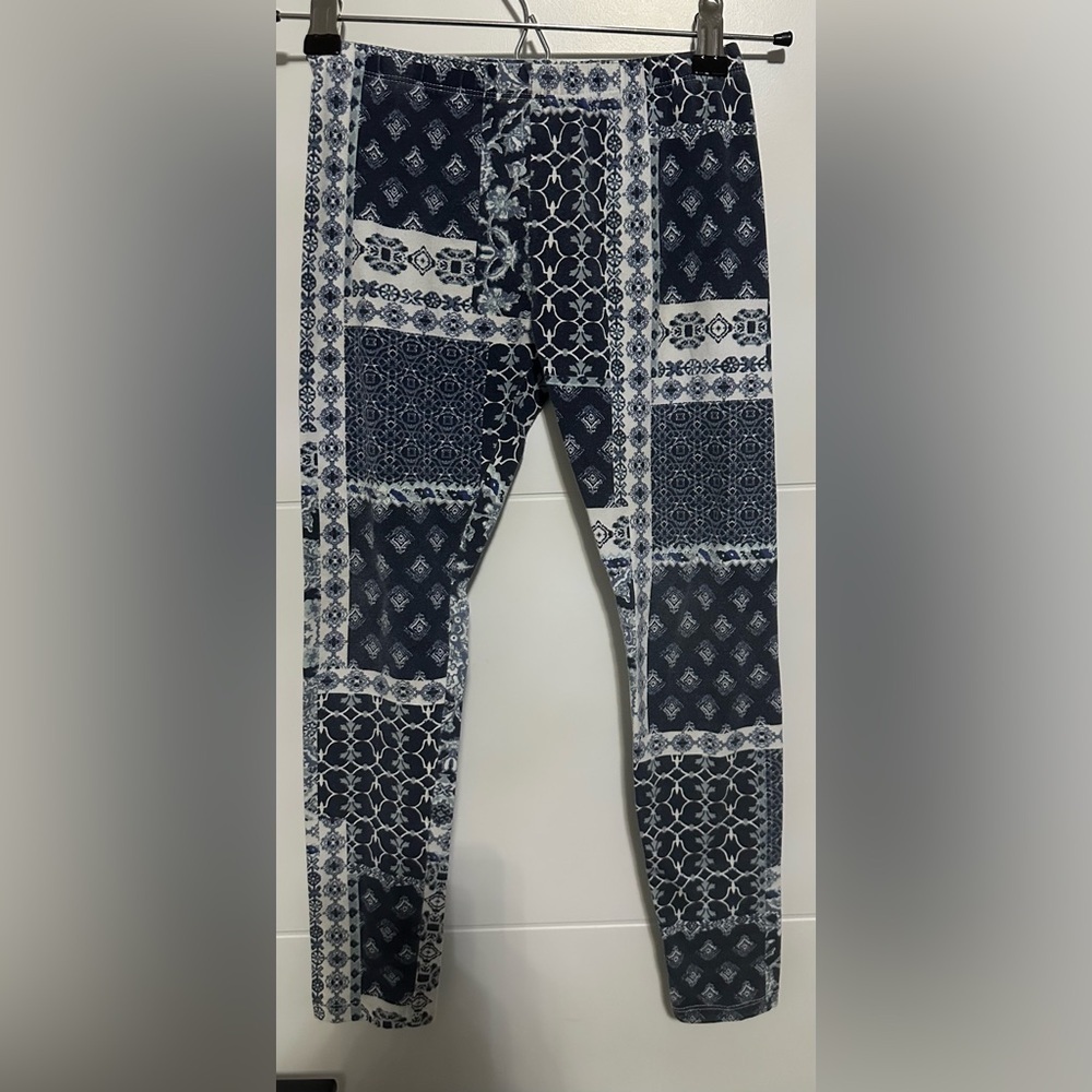 🎁The Children's Place: Girls Leggings- Size Large🎁